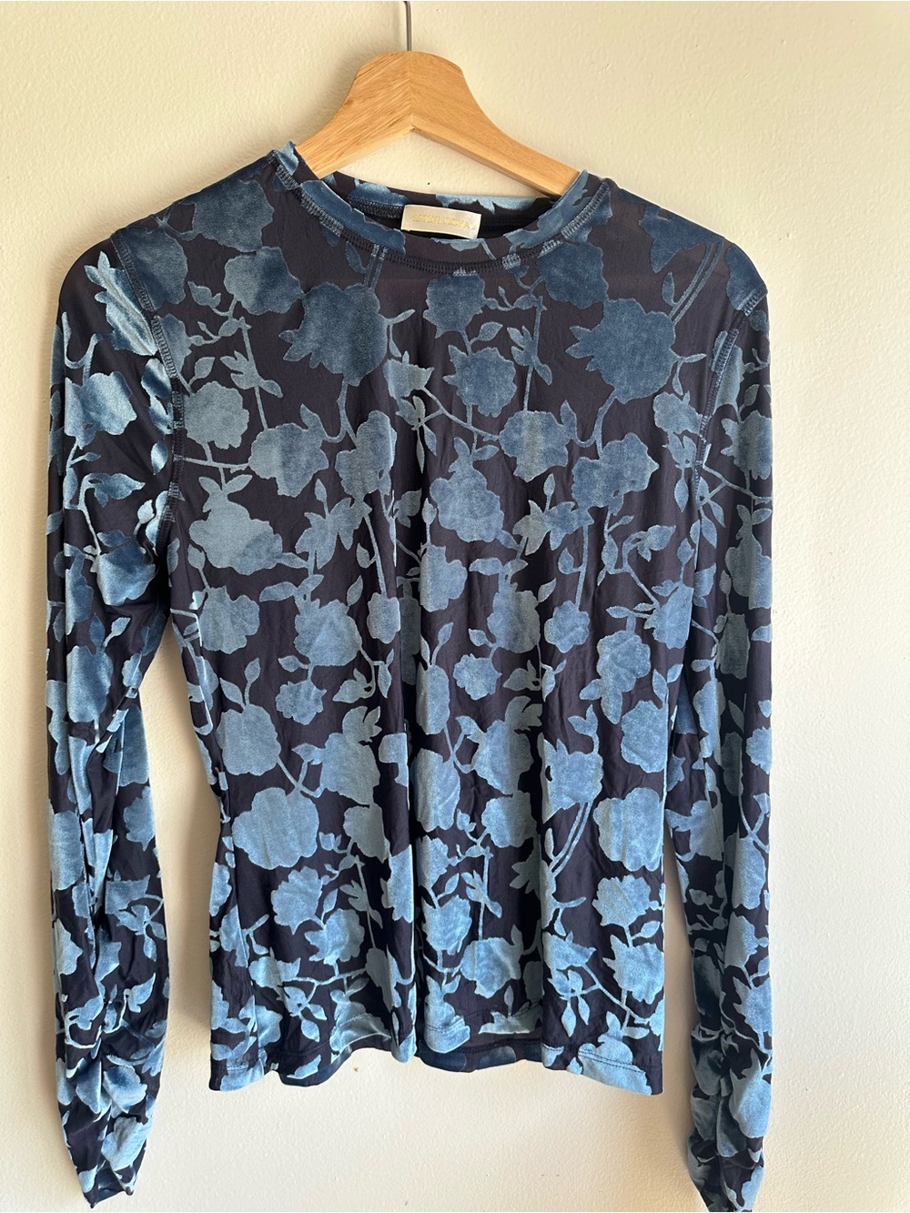 STINE GOYA Navy Long-Sleeve Floral Burnout Top with Light Blue Motif